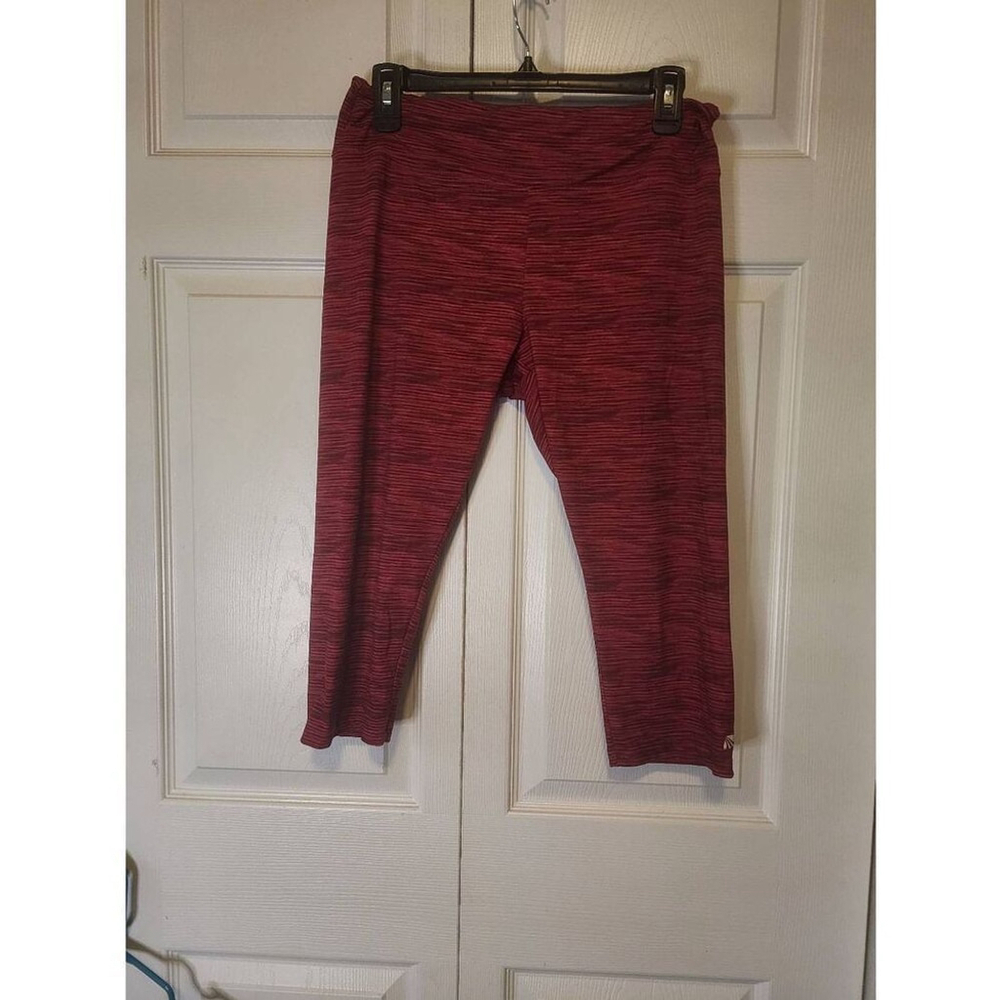 Fushia Workout Capris